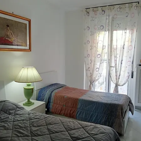 Confortevole Per Famiglie Apartman